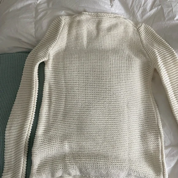 Everlane Cream Crew Neck Sweater - Picture 7 of 8